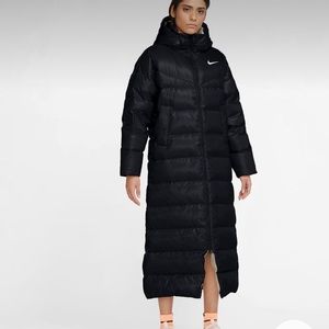Nike Women's Winter Parka/Jacket, Long, Insulated Down, Hooded Size L